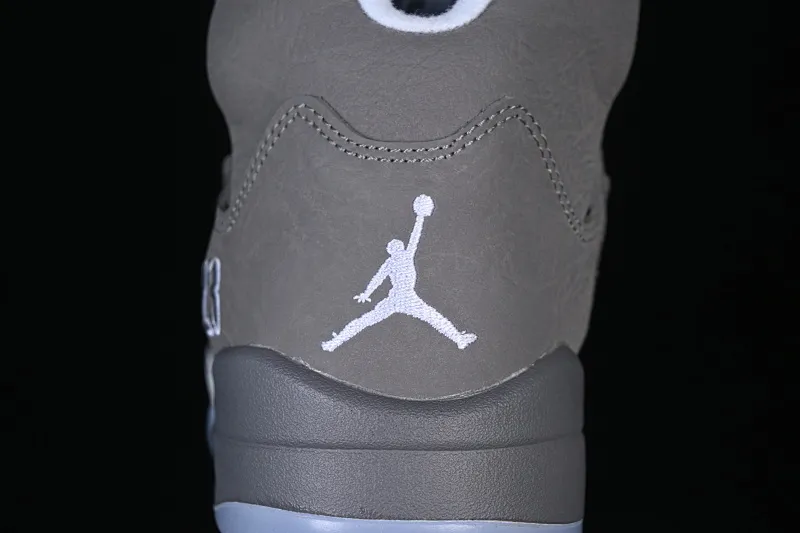 All categories Air Jordan Jordan series basketball shoes Air Jordan 5 Z version Air Jordan 5 "Wolf Grey" AJ5 Joe 5 Wolf Gray basketball shoes DD0587-002